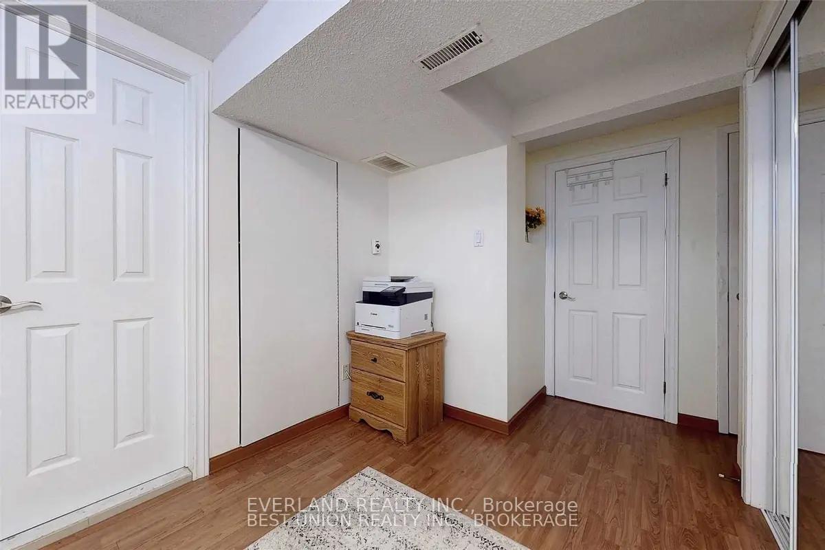 25 Rock Moss Way, Toronto, Ontario  M2H 3E9 - Photo 15 - C12556436