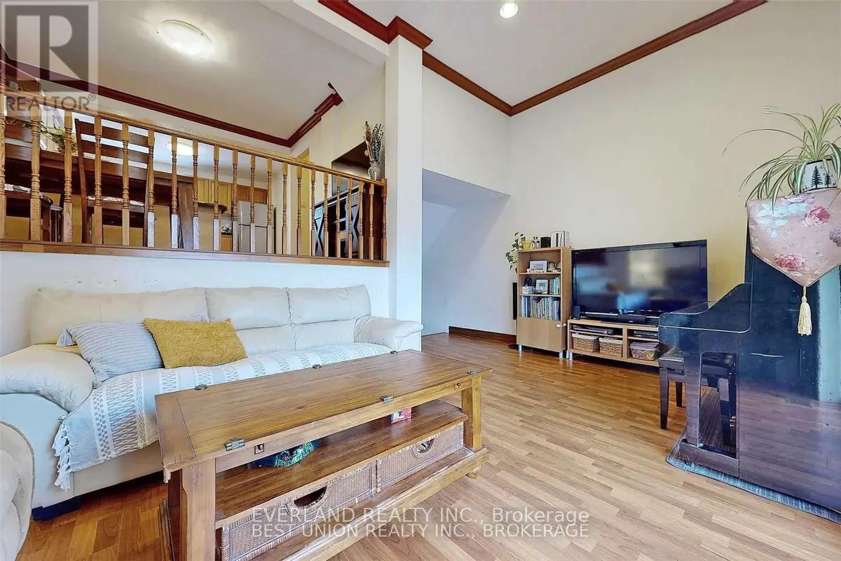 25 Rock Moss Way, Toronto, Ontario  M2H 3E9 - Photo 16 - C12556436