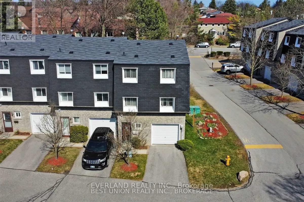 25 Rock Moss Way, Toronto, Ontario  M2H 3E9 - Photo 2 - C12556436