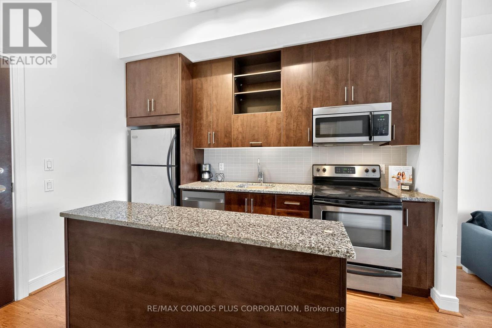 N507 - 116 George Street, Toronto, Ontario  M5A 3S9 - Photo 2 - C12556454