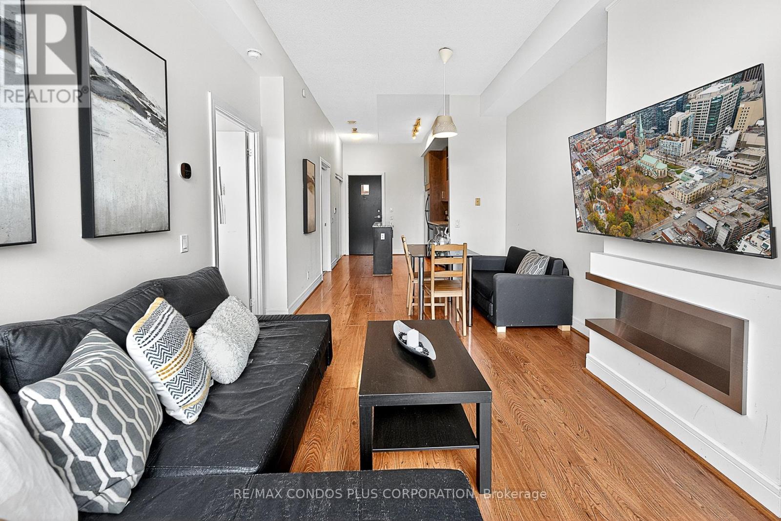 N507 - 116 George Street, Toronto, Ontario  M5A 3S9 - Photo 4 - C12556454