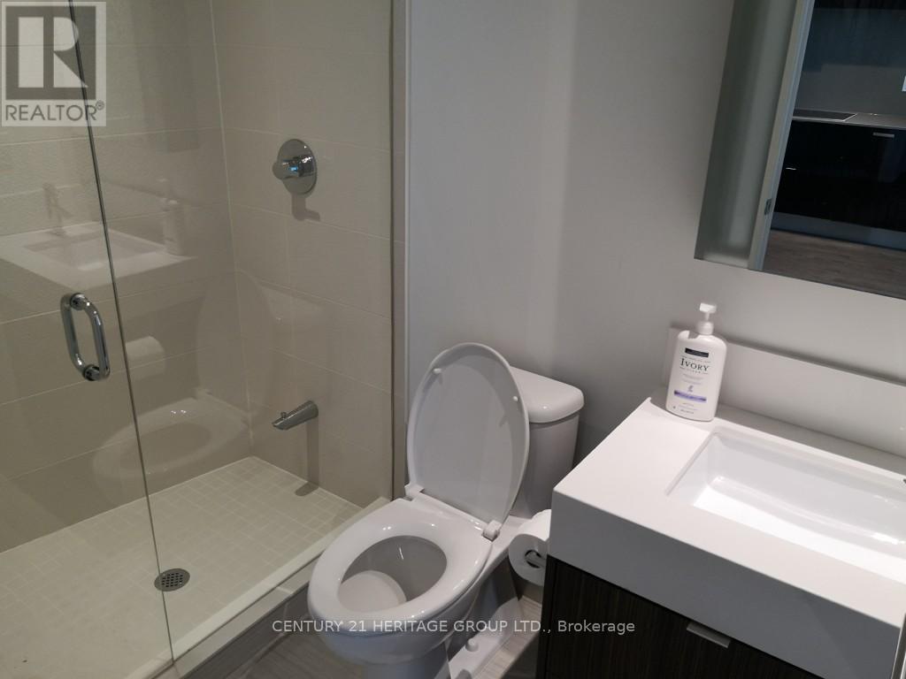 3302 - 10 York Street, Toronto, Ontario  M5J 0E1 - Photo 10 - C12556484