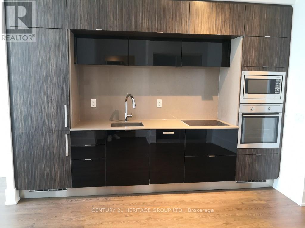 3302 - 10 York Street, Toronto, Ontario  M5J 0E1 - Photo 4 - C12556484