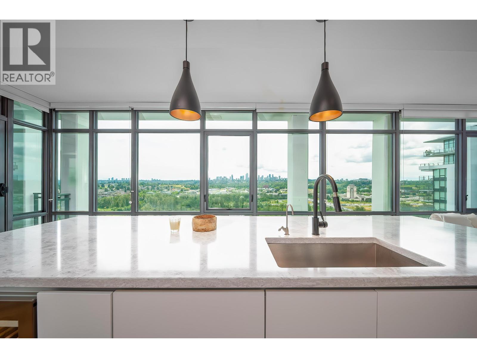 2802 2378 Alpha Avenue, Burnaby, British Columbia  V5C 0K2 - Photo 3 - R3068362