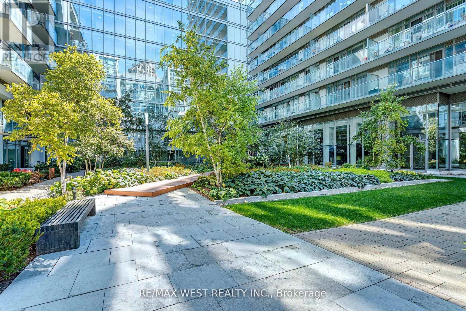 2008 - 90 Stadium Road, Toronto, Ontario  M5V 3W5 - Photo 18 - C12532404