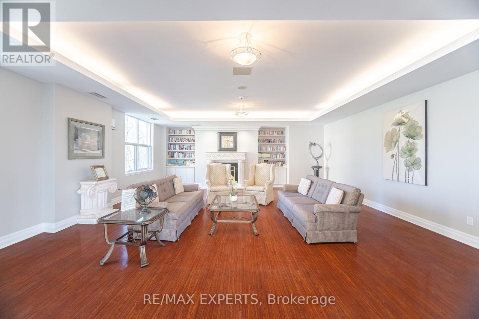 216 - 2502 Rutherford Road, Vaughan, Ontario  L4K 5N6 - Photo 46 - N12342339