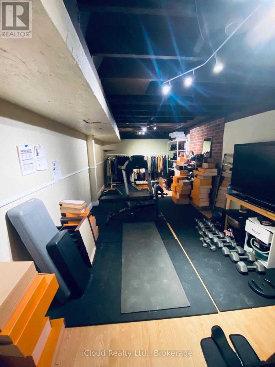 87 O'connor Crescent S, Richmond Hill, Ontario L4C 7N9 - Photo 21 - N12549648