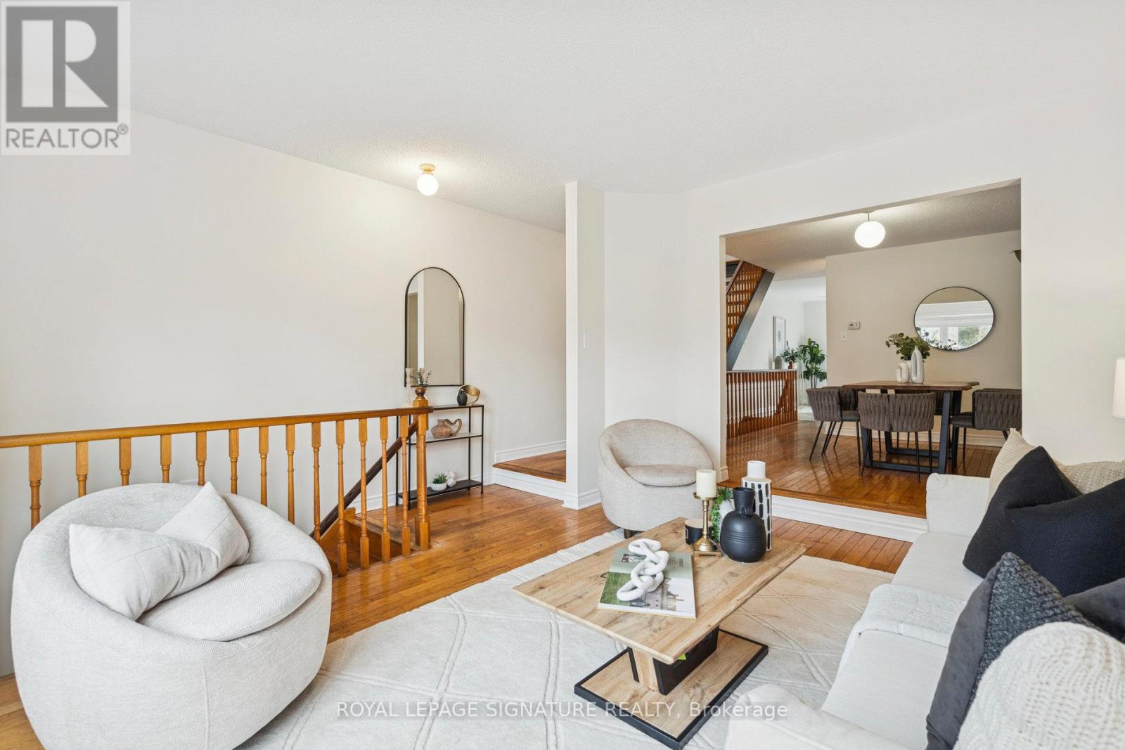 57 Ashland Avenue, Toronto, Ontario  M4L 1J9 - Photo 10 - E12556404