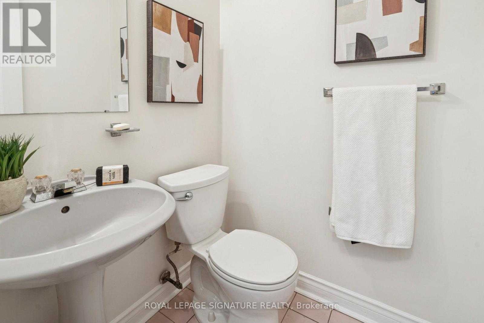 57 Ashland Avenue, Toronto, Ontario  M4L 1J9 - Photo 21 - E12556404