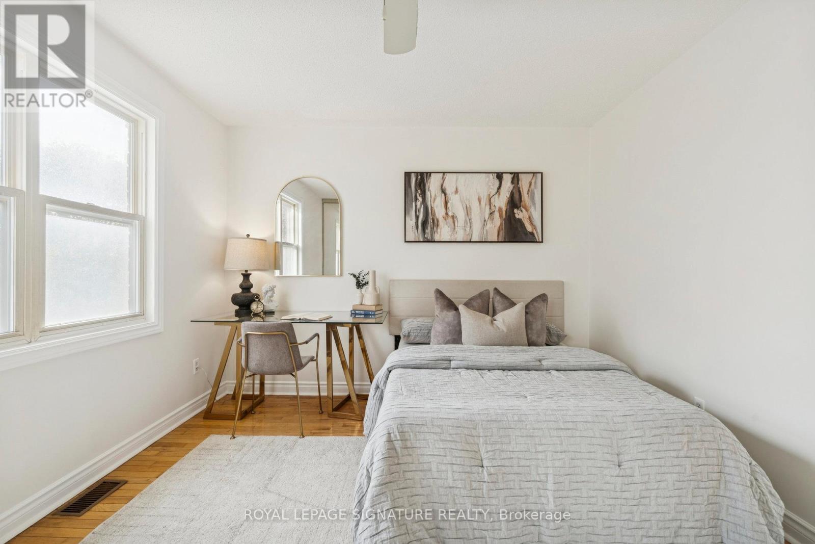 57 Ashland Avenue, Toronto, Ontario  M4L 1J9 - Photo 32 - E12556404