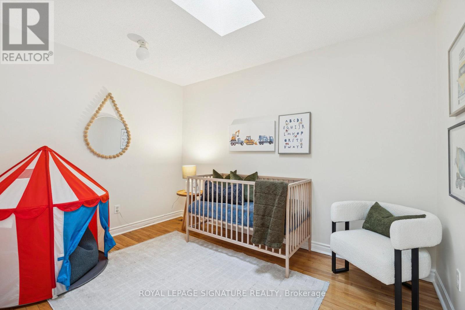 57 Ashland Avenue, Toronto, Ontario  M4L 1J9 - Photo 34 - E12556404