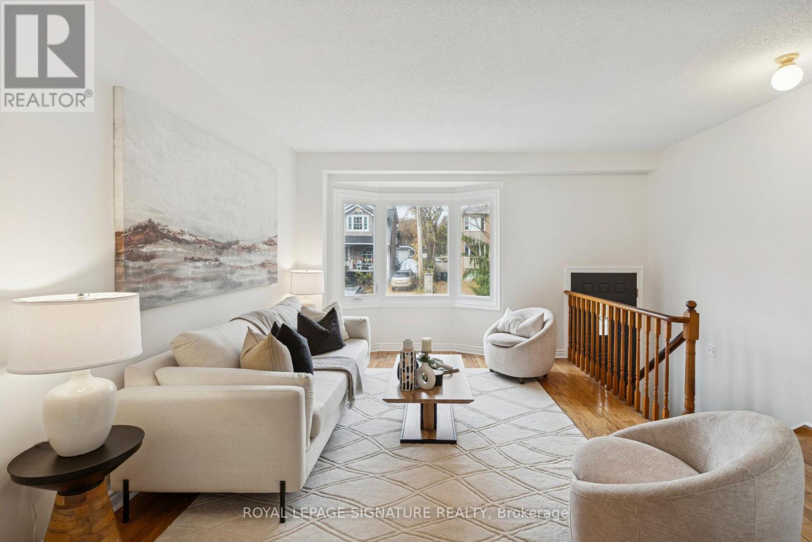 57 Ashland Avenue, Toronto, Ontario  M4L 1J9 - Photo 6 - E12556404