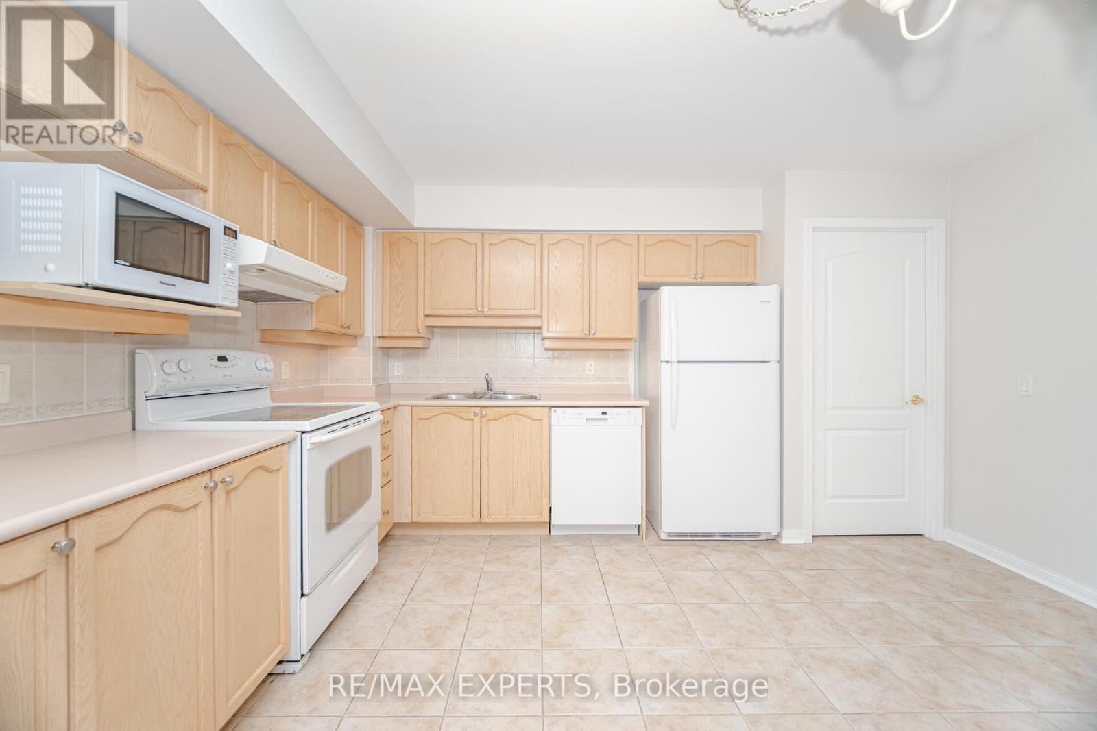 414 - 2506 Rutherford Road, Vaughan, Ontario  L4K 5N4 - Photo 16 - N12554066