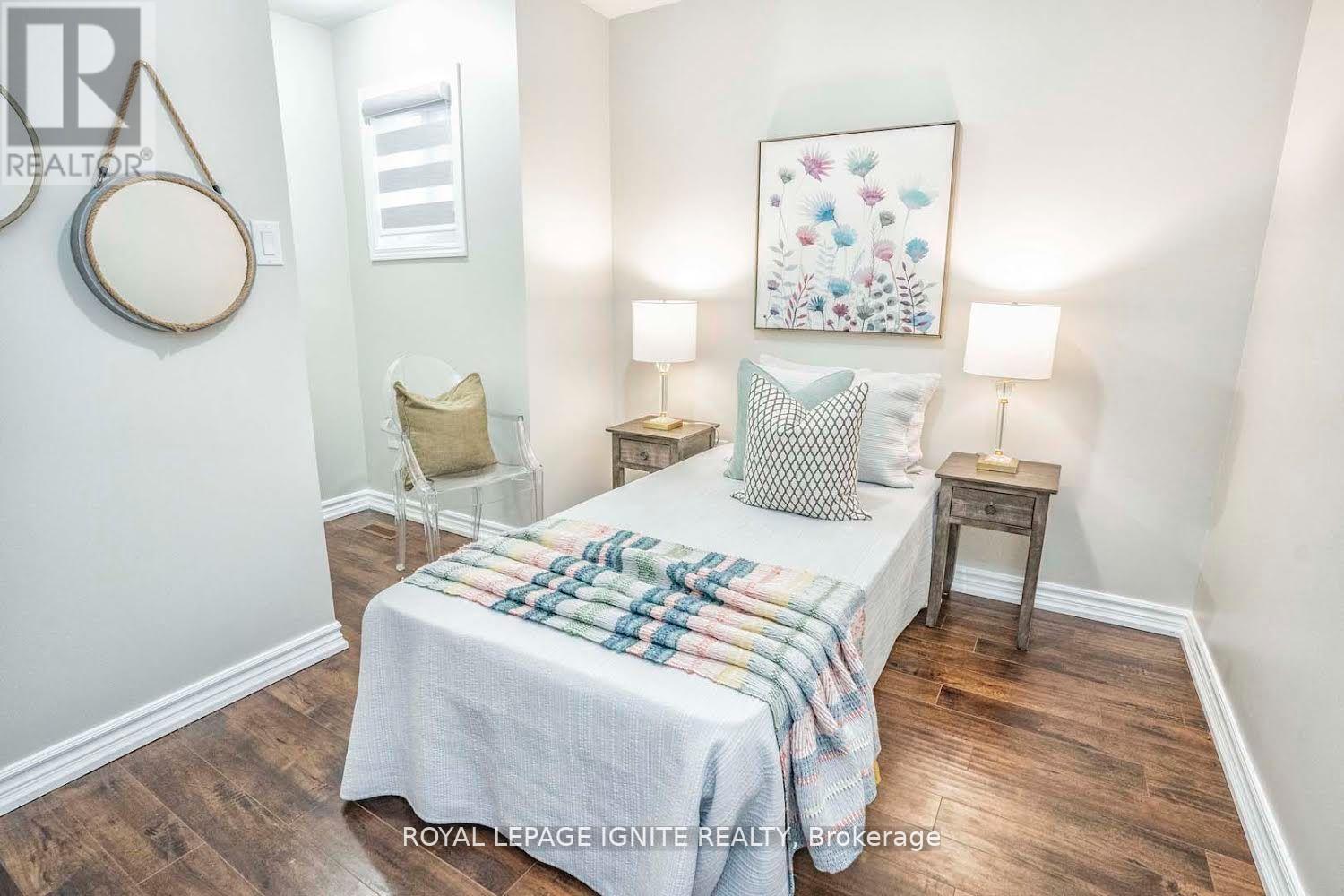 172 Kirkland Place, Whitby, Ontario  L1P 1X2 - Photo 13 - E12556466