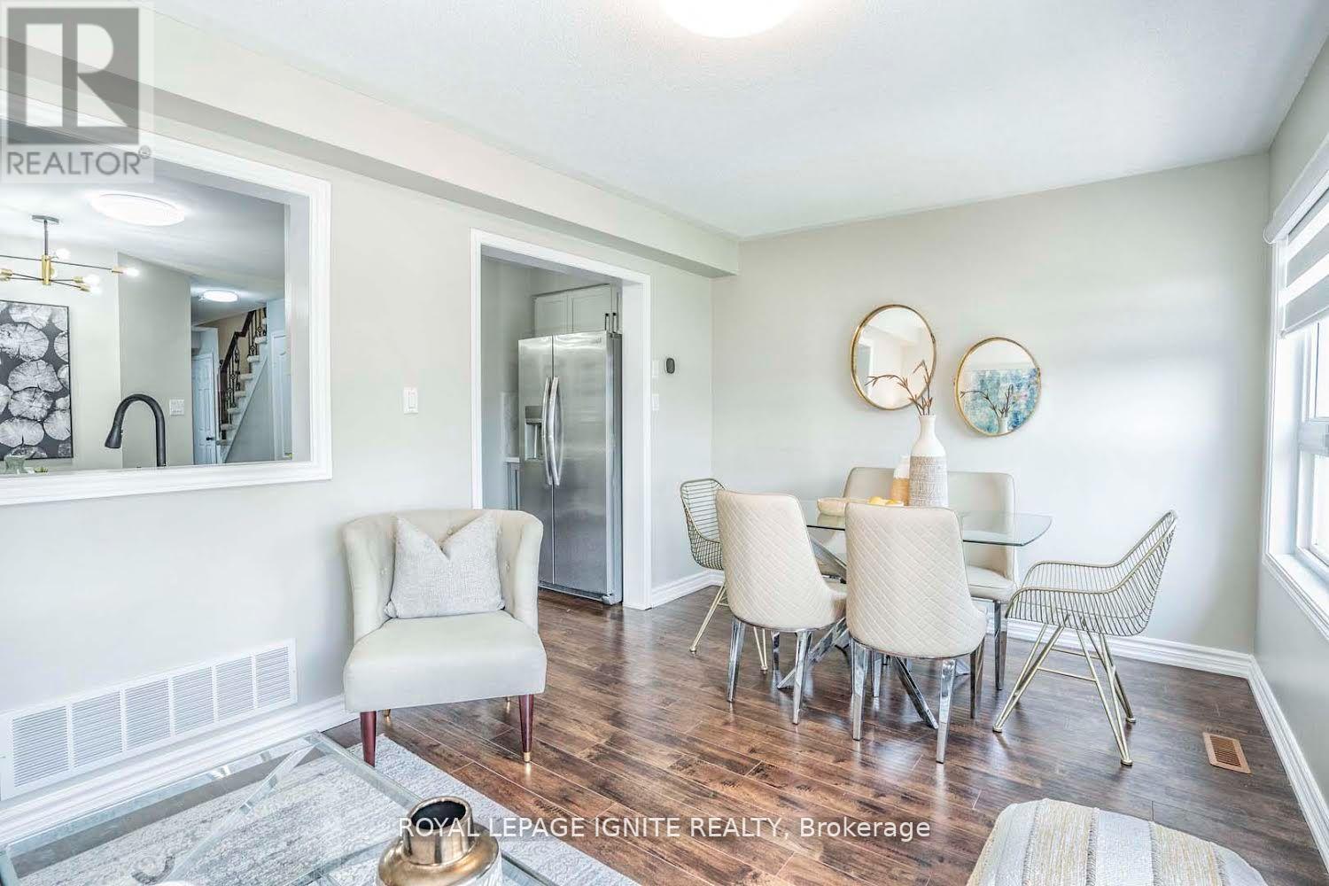 172 Kirkland Place, Whitby, Ontario  L1P 1X2 - Photo 5 - E12556466