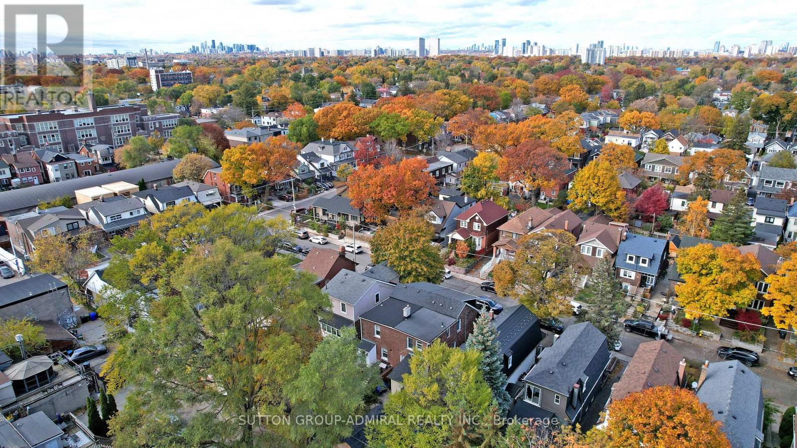 7 Harris Avenue, Toronto, Ontario  M4C 1P3 - Photo 14 - E12556490