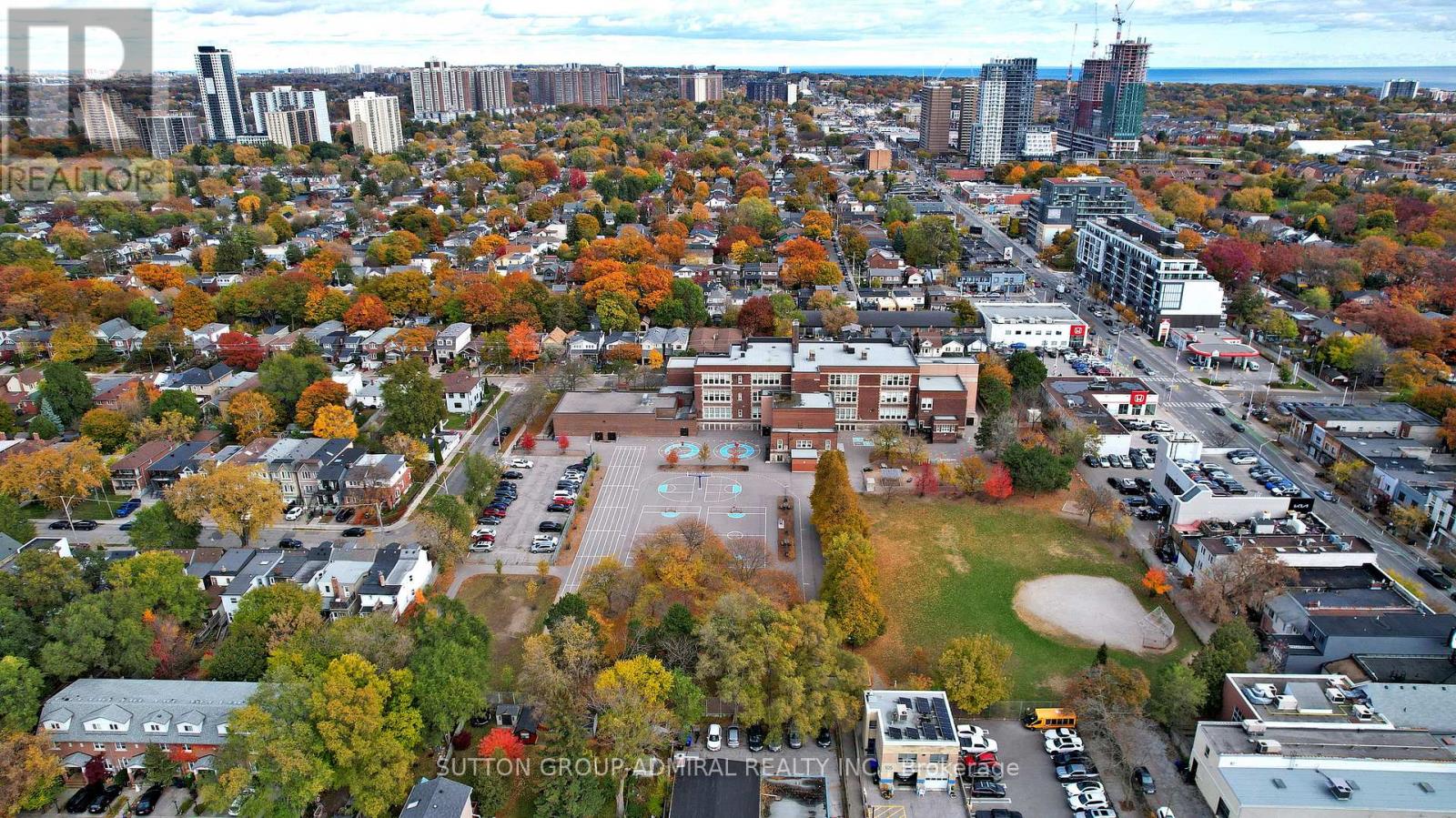 7 Harris Avenue, Toronto, Ontario  M4C 1P3 - Photo 28 - E12556490