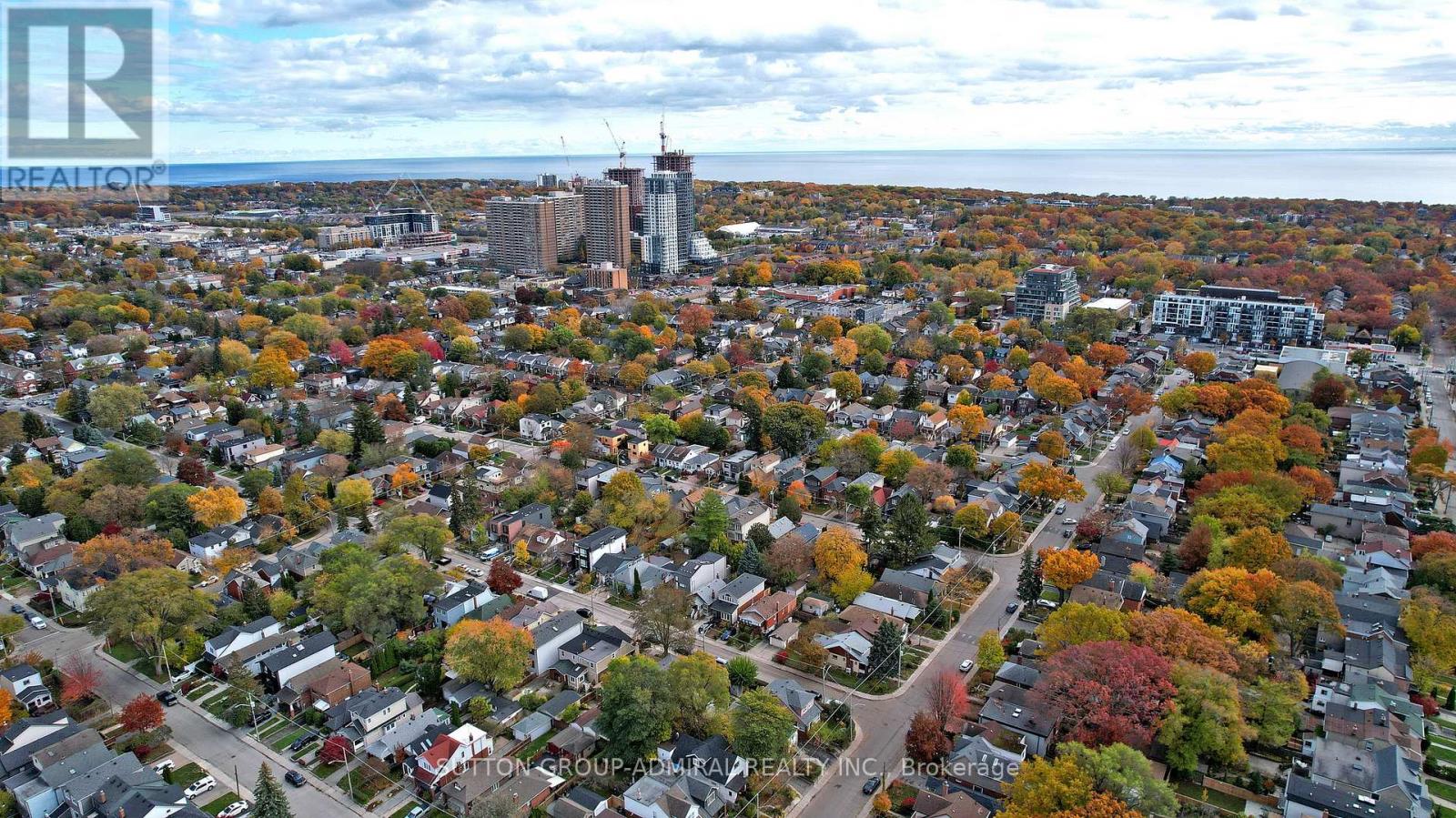 7 Harris Avenue, Toronto, Ontario  M4C 1P3 - Photo 29 - E12556490