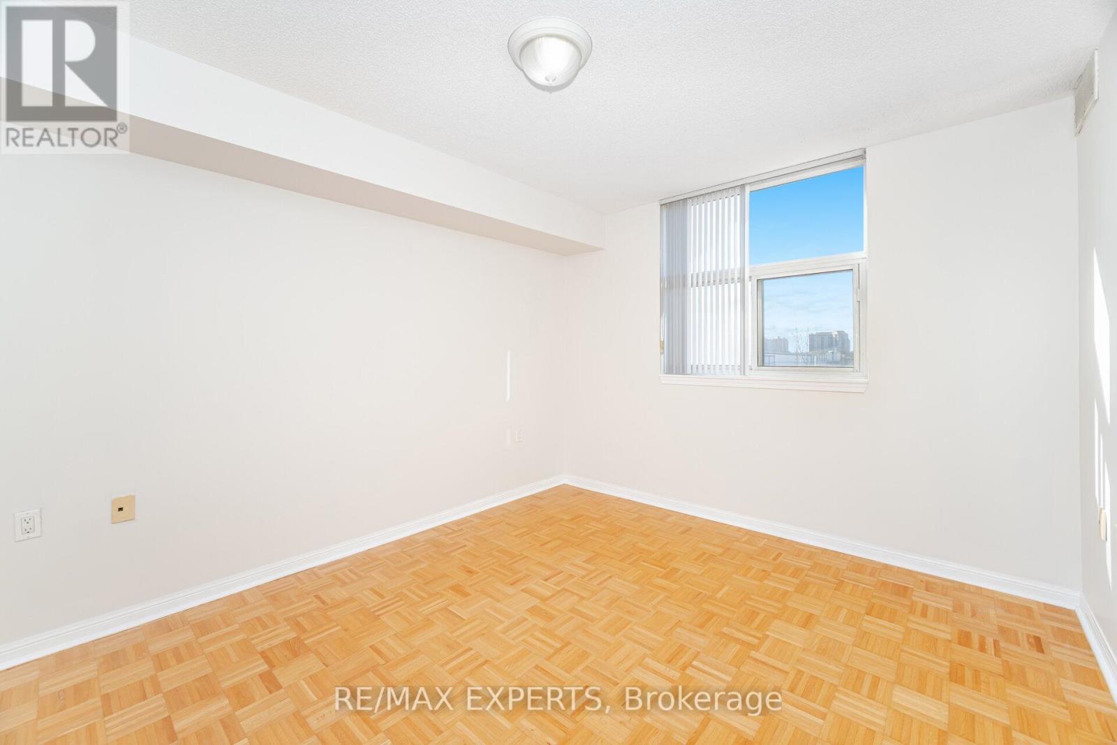 414 - 2506 Rutherford Road, Vaughan, Ontario  L4K 5N4 - Photo 24 - N12554066