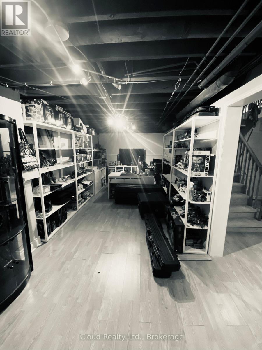 87 O'connor Crescent S, Richmond Hill, Ontario L4C 7N9 - Photo 22 - N12549648