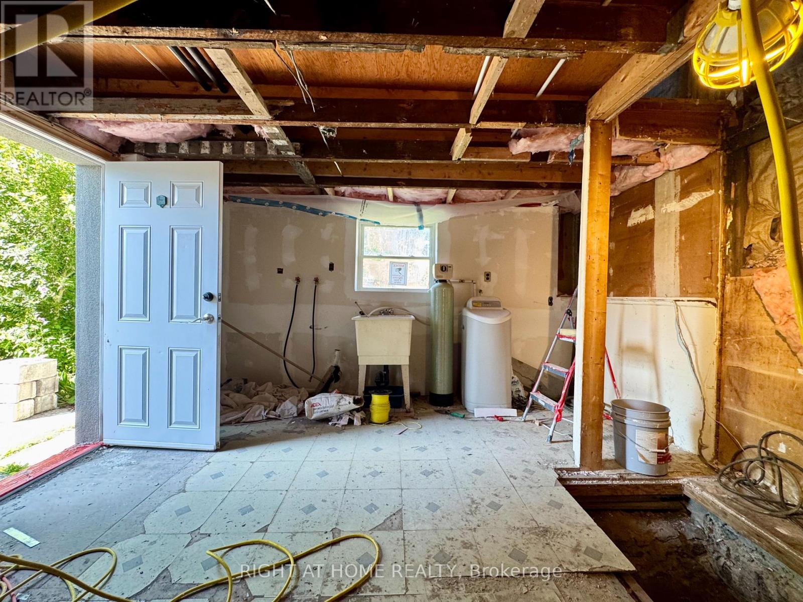 144 WATERLOO STREET, Fort Erie, Ontario