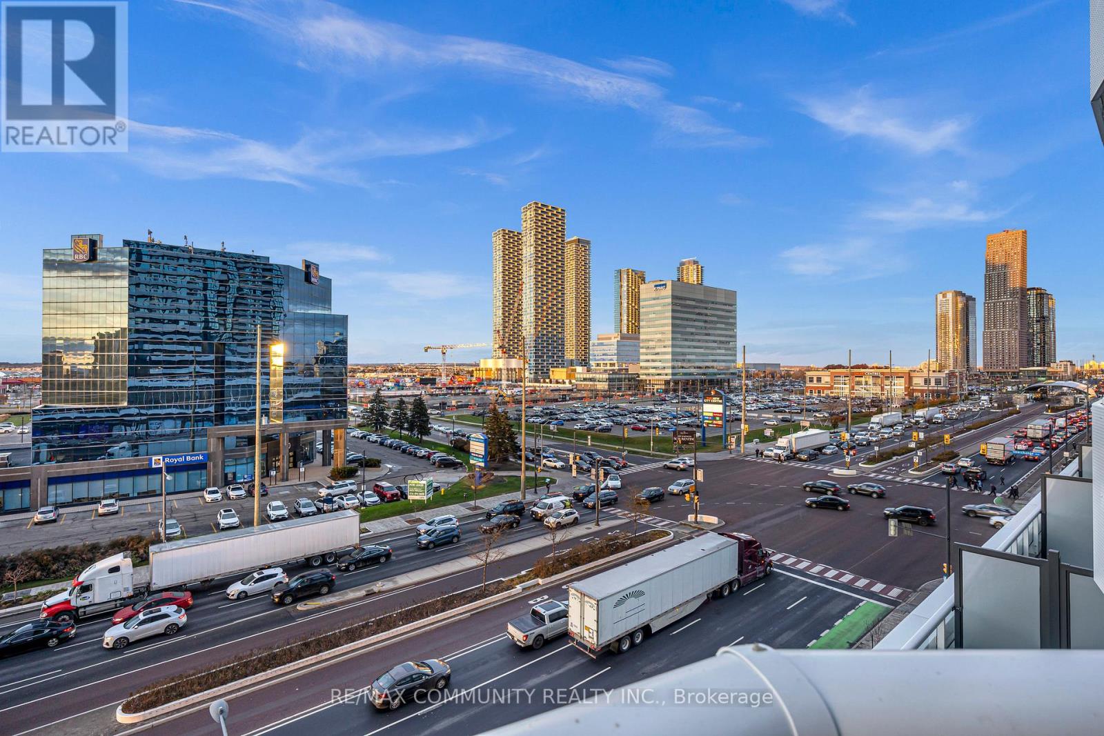 602 - 8 Interchange Way, Vaughan, Ontario  L4K 5Z7 - Photo 24 - N12556272