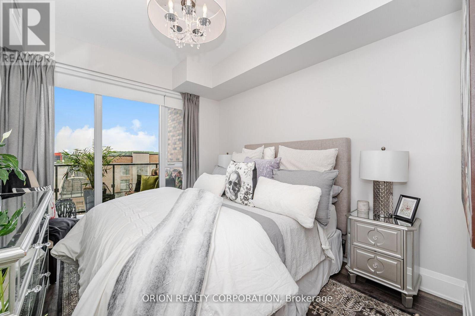 303 - 100 Eagle Rock Way, Vaughan, Ontario  L6A 5B9 - Photo 10 - N12556350