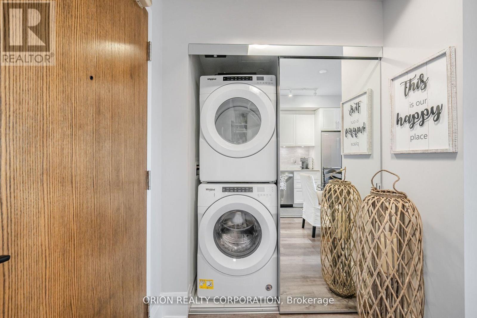 303 - 100 Eagle Rock Way, Vaughan, Ontario  L6A 5B9 - Photo 17 - N12556350