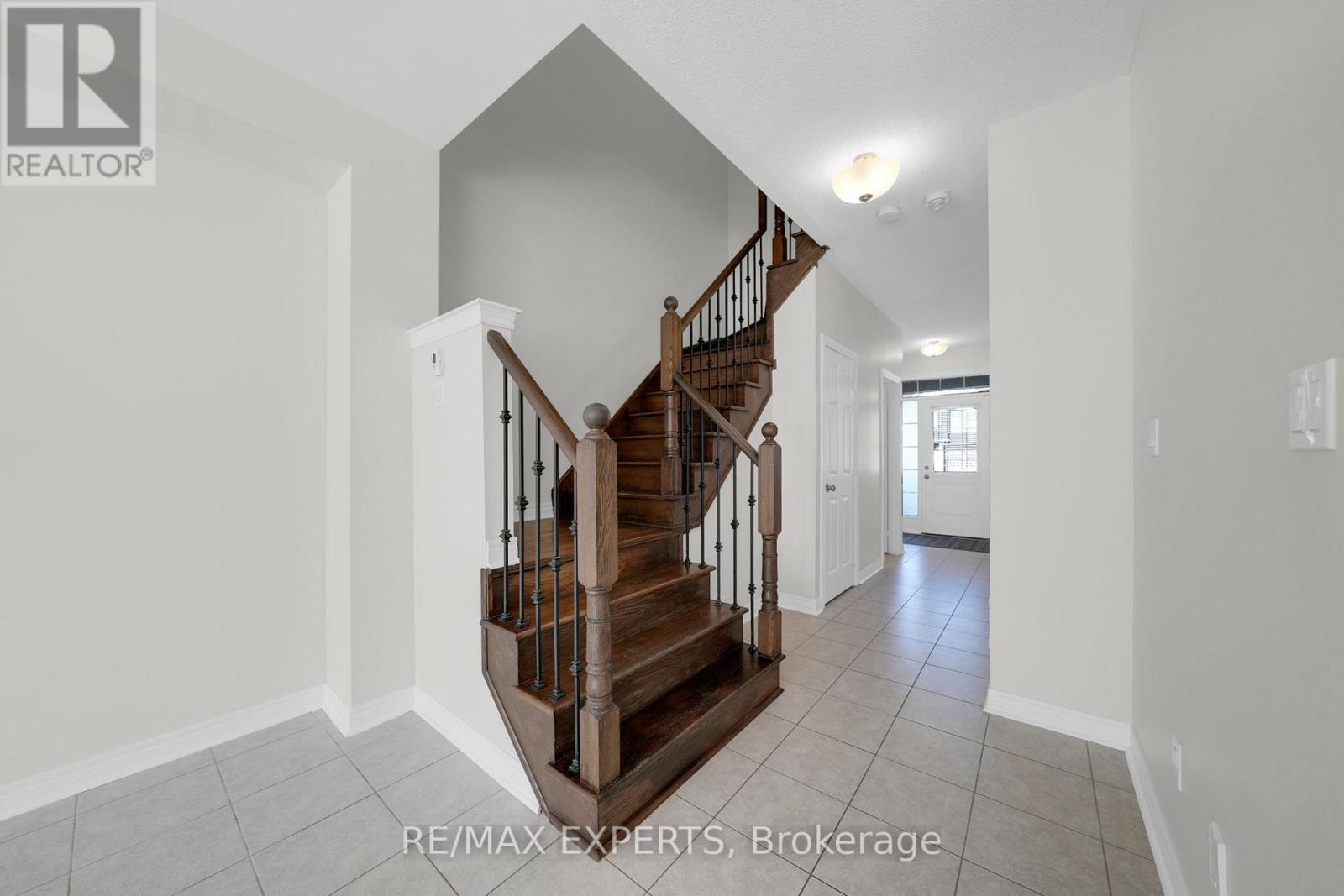 27 Sharpe Crescent, New Tecumseth (Tottenham), Ontario  L0G 1W0 - Photo 11 - N12556374