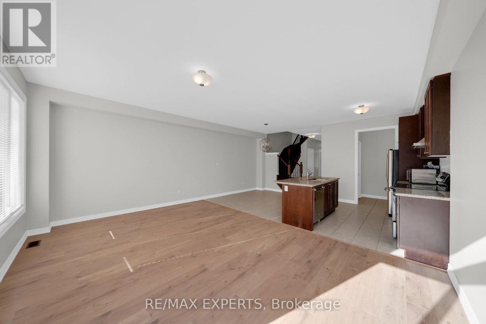 27 Sharpe Crescent, New Tecumseth (Tottenham), Ontario  L0G 1W0 - Photo 21 - N12556374