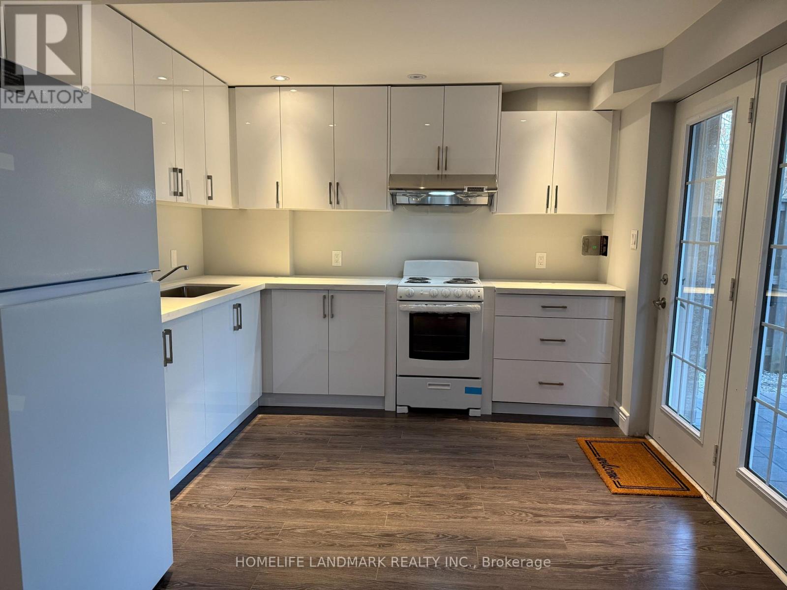 Lower - 325 Bathurst Glen Drive, Vaughan, Ontario  L4J 9A3 - Photo 19 - N12556408