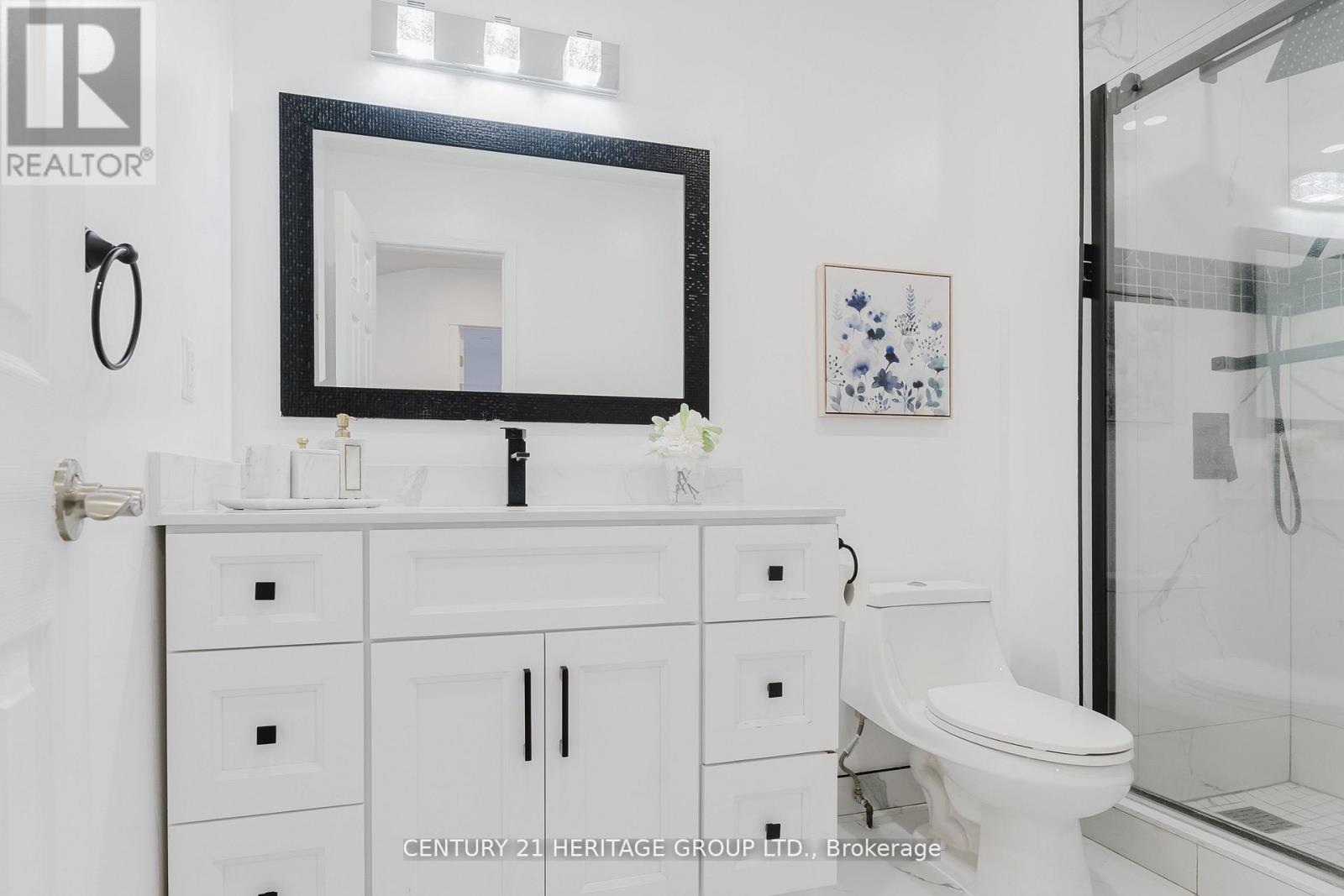 601 Mcbean Avenue, Newmarket, Ontario  L3X 2L5 - Photo 17 - N12556468