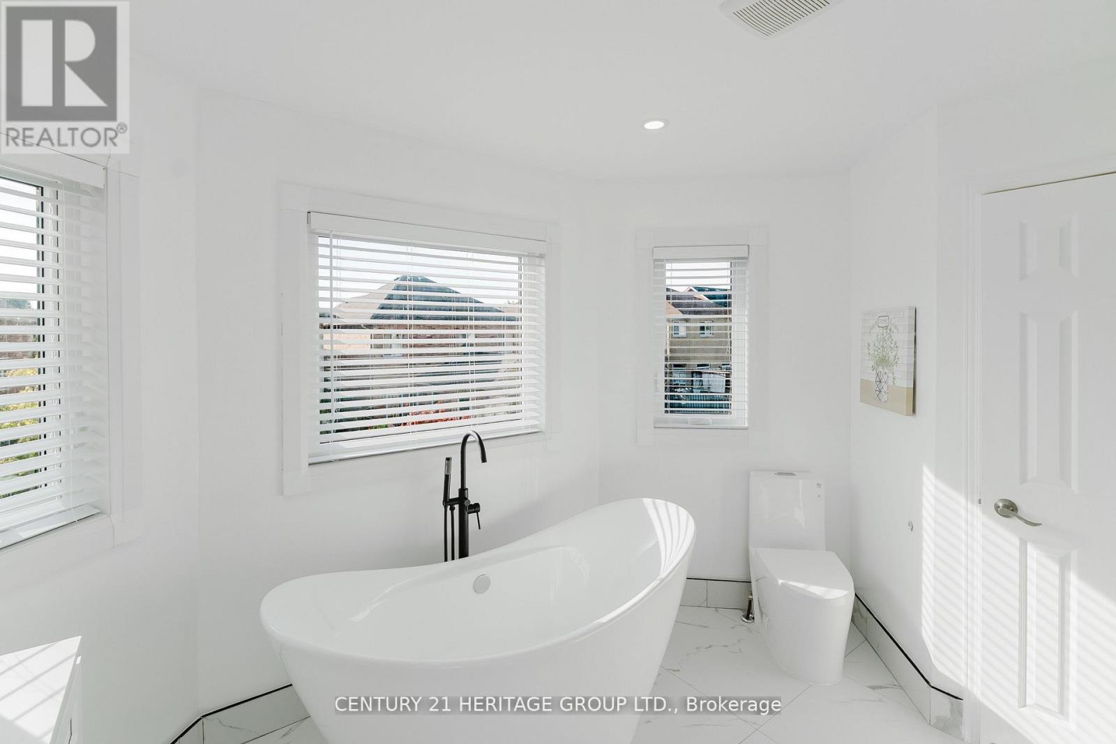 601 Mcbean Avenue, Newmarket, Ontario  L3X 2L5 - Photo 32 - N12556468