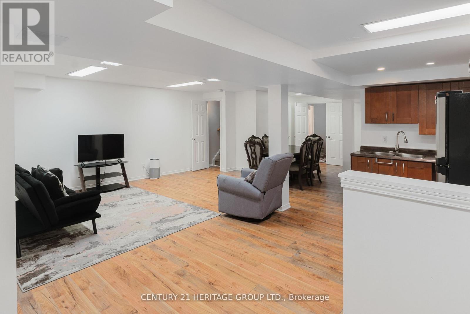 601 Mcbean Avenue, Newmarket, Ontario  L3X 2L5 - Photo 39 - N12556468