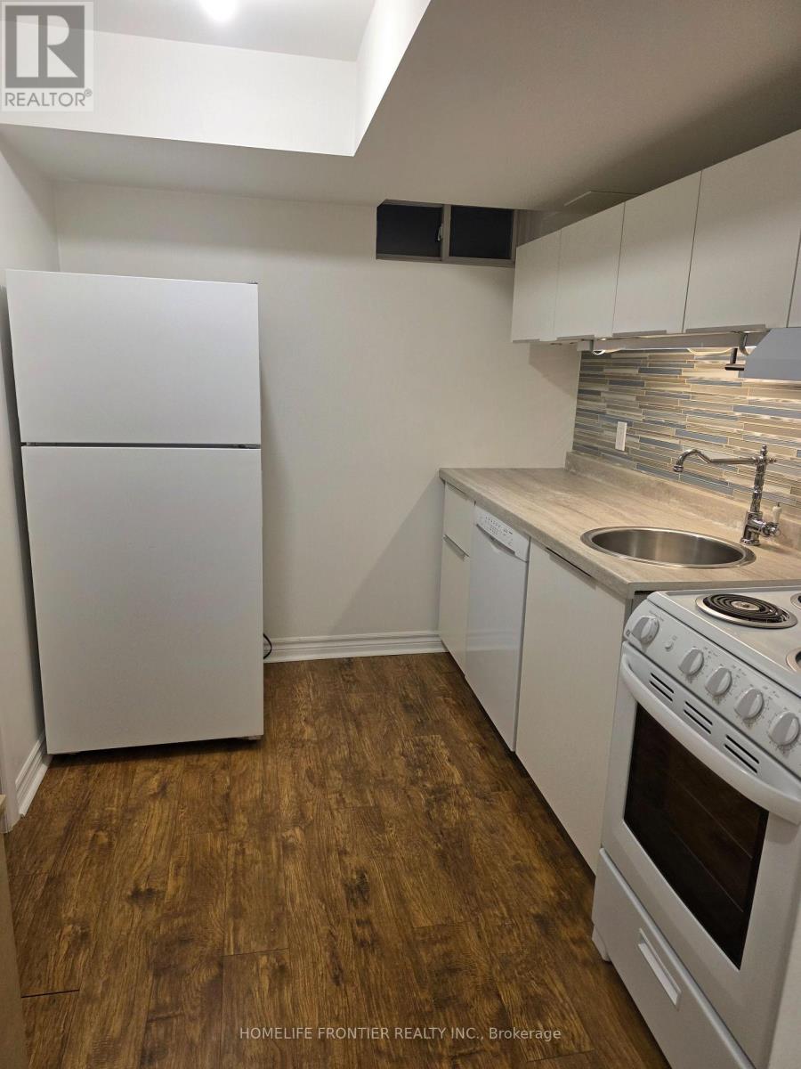 Lower - 126 Vittorio De Luca Drive, Vaughan, Ontario  L4L 0A8 - Photo 6 - N12556512