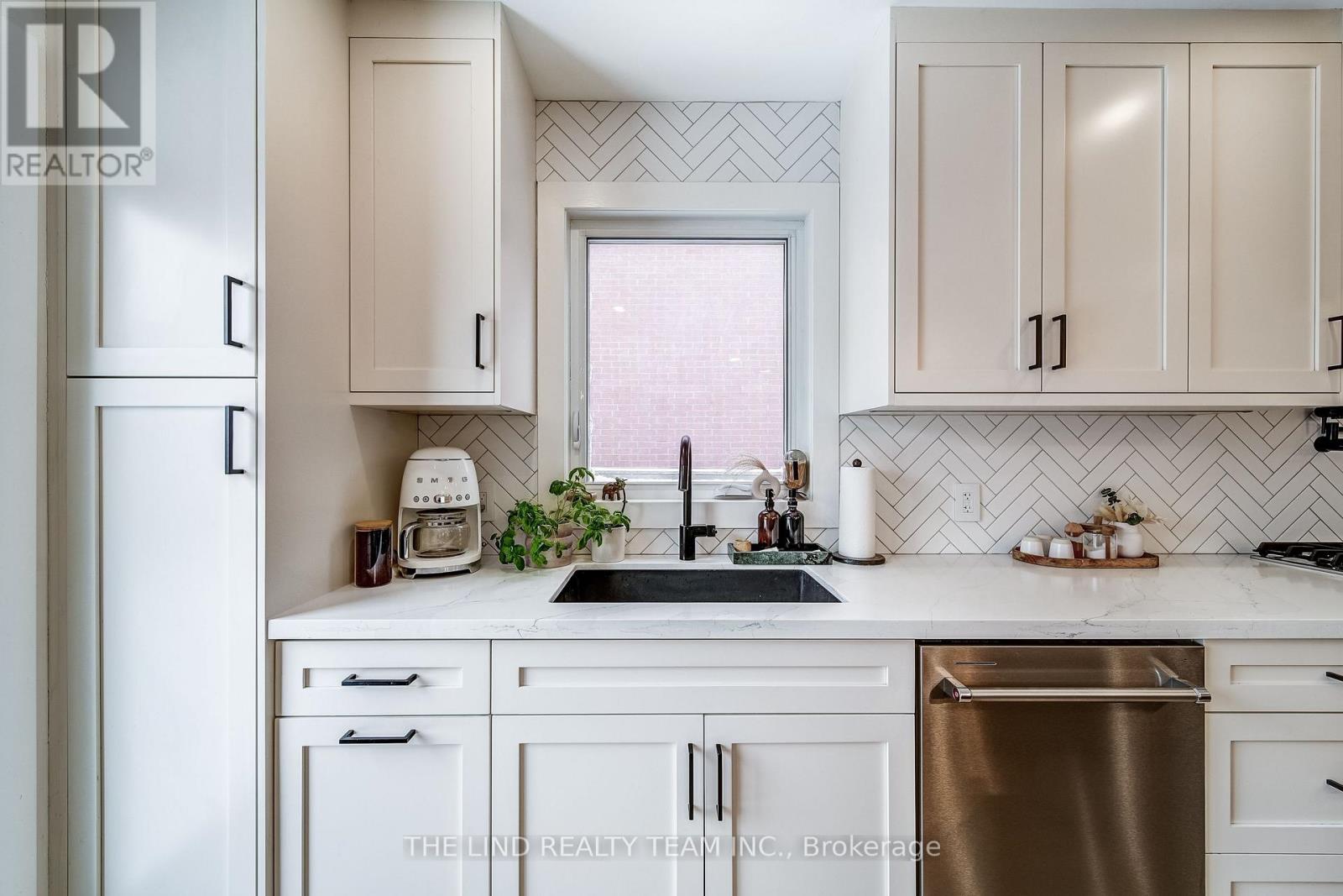 158 Dawlish Avenue, Aurora, Ontario  L4G 6R2 - Photo 14 - N12556516