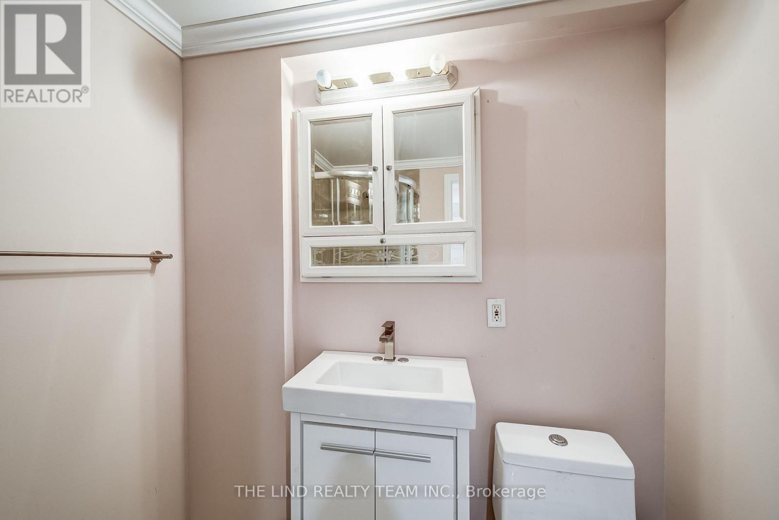 158 Dawlish Avenue, Aurora, Ontario  L4G 6R2 - Photo 36 - N12556516