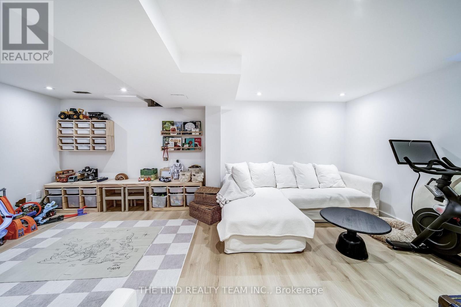 158 Dawlish Avenue, Aurora, Ontario  L4G 6R2 - Photo 37 - N12556516