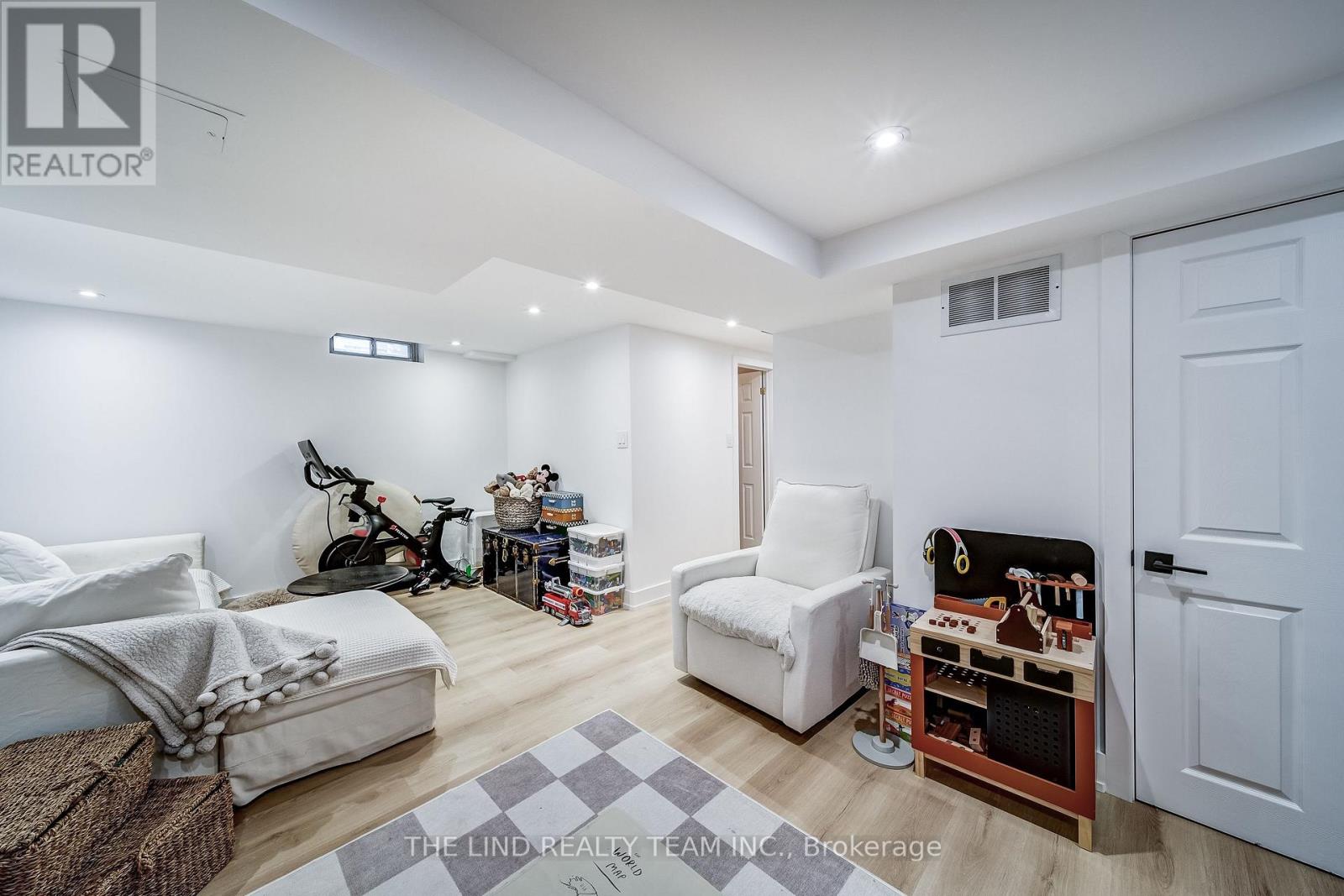 158 Dawlish Avenue, Aurora, Ontario  L4G 6R2 - Photo 40 - N12556516