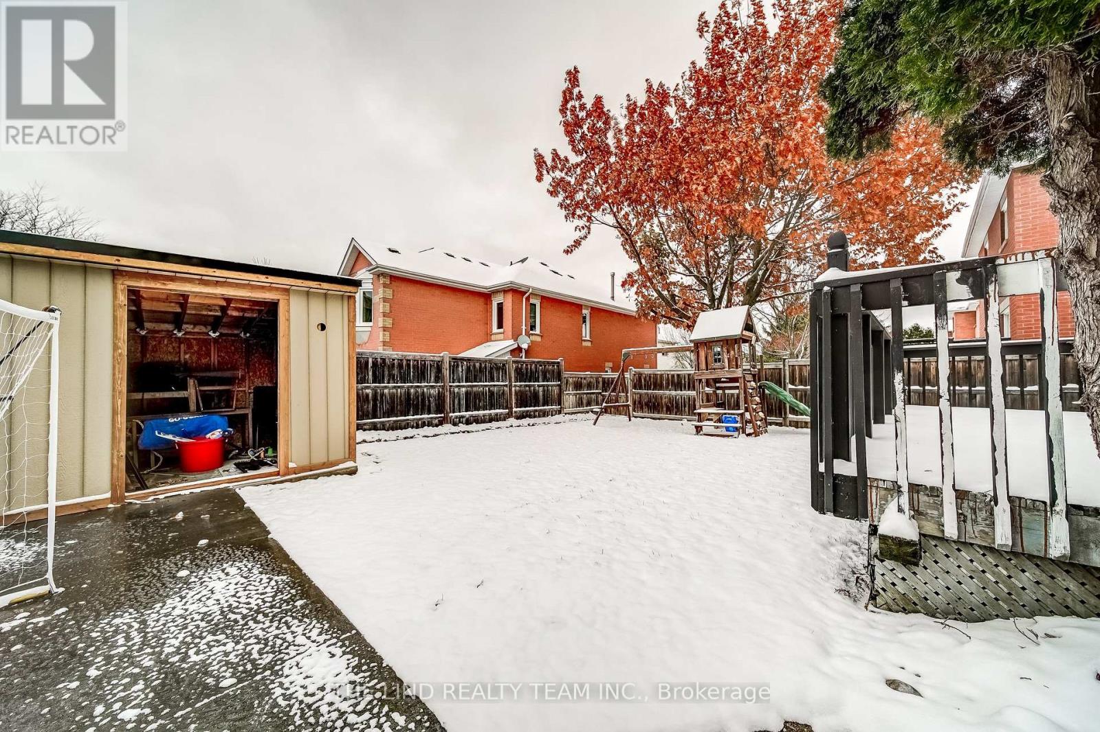 158 Dawlish Avenue, Aurora, Ontario  L4G 6R2 - Photo 44 - N12556516