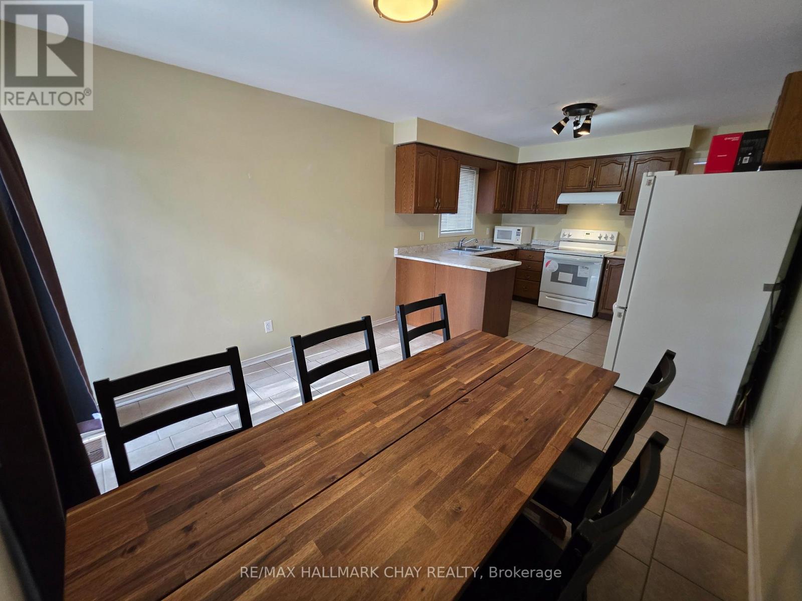 199 Livingstone Street W, Barrie (Sunnidale), Ontario  L4N 6Z9 - Photo 11 - S12556372