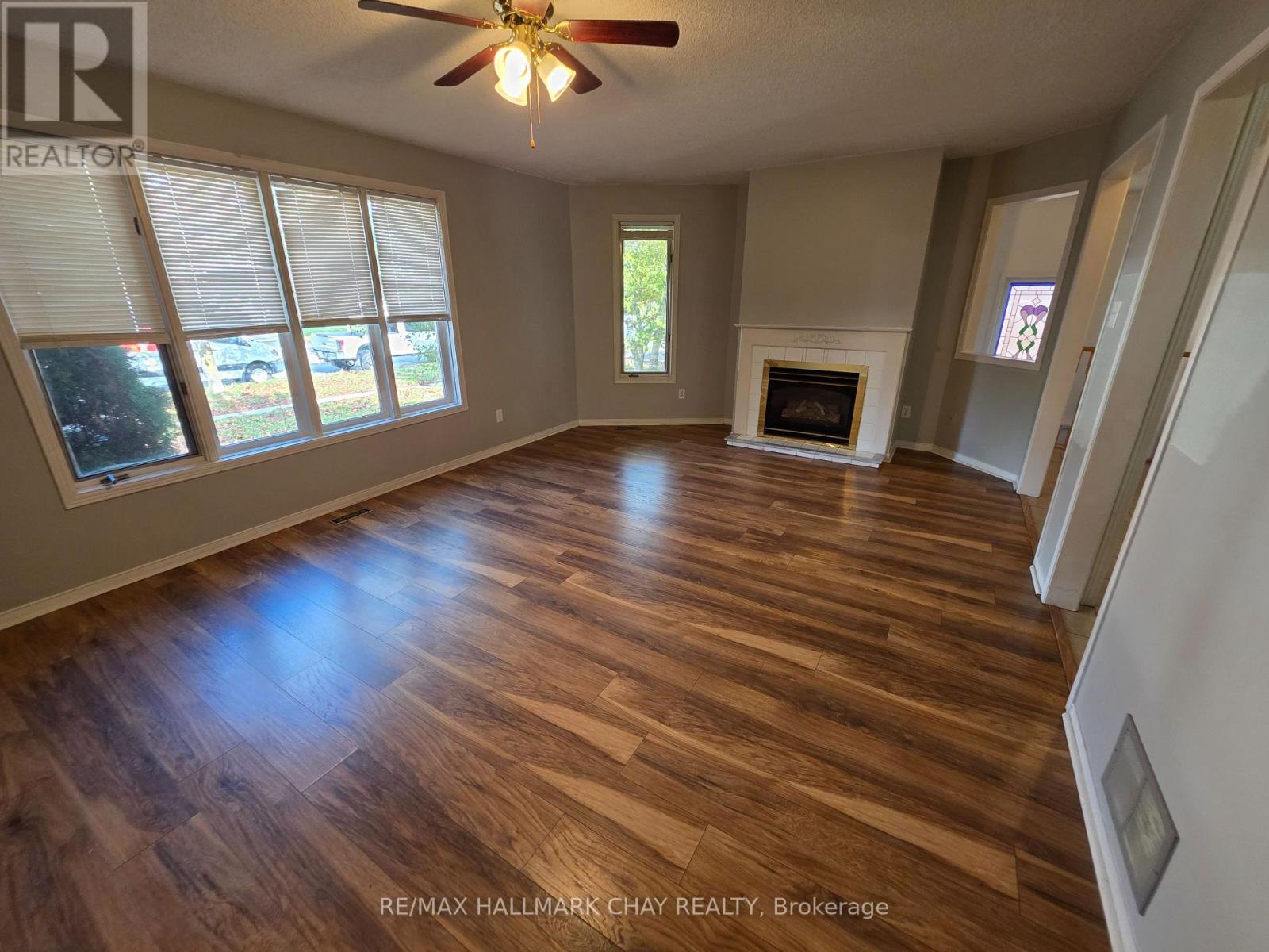 199 Livingstone Street W, Barrie (Sunnidale), Ontario  L4N 6Z9 - Photo 7 - S12556372