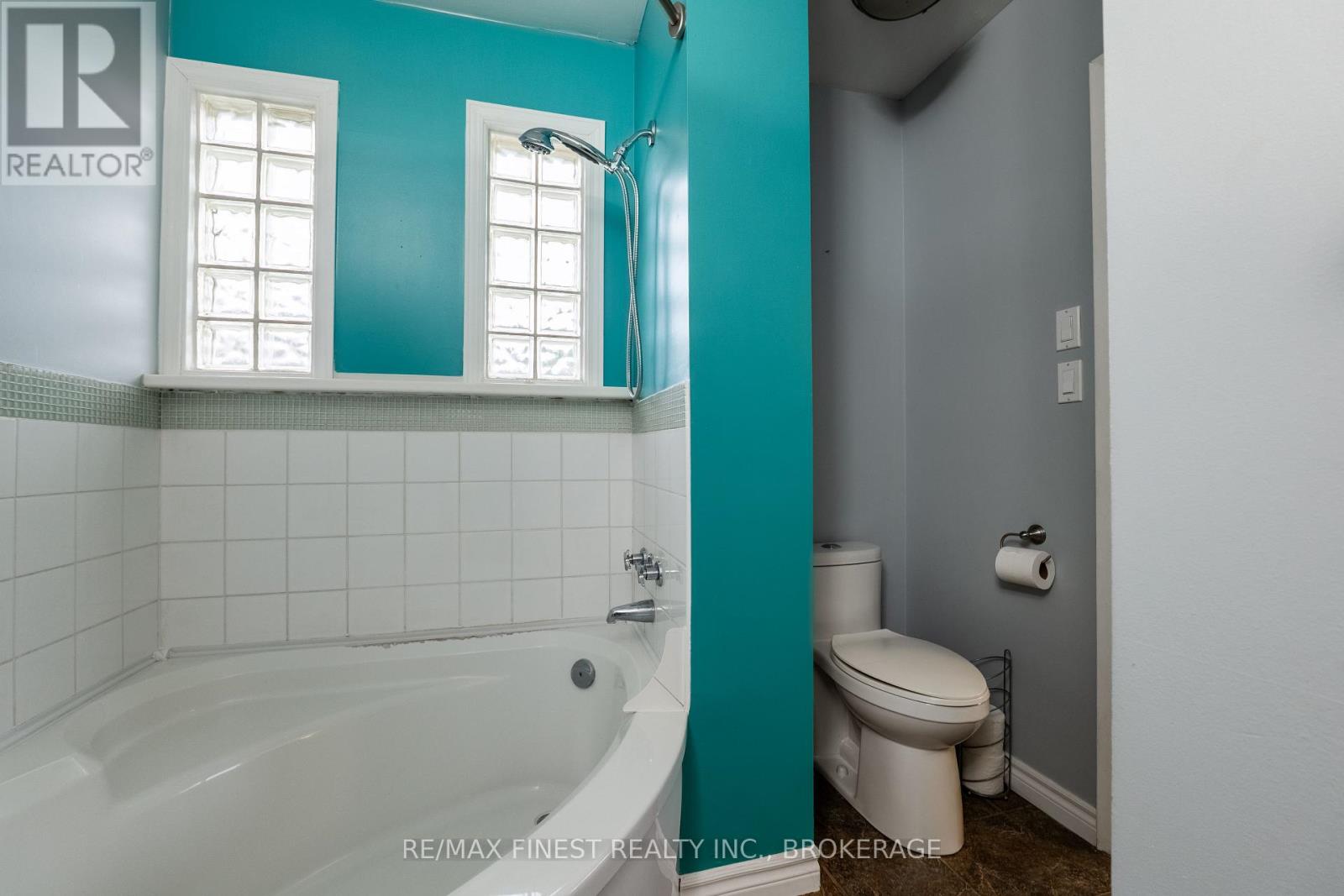 61 - 35 Coventry Crescent, Kingston, Ontario  K7M 7S8 - Photo 27 - X12556104