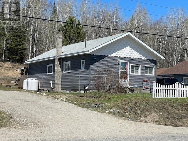 194 Martel Road, Chapleau, Ontario  P0M 1K0 - Photo 2 - SM250795