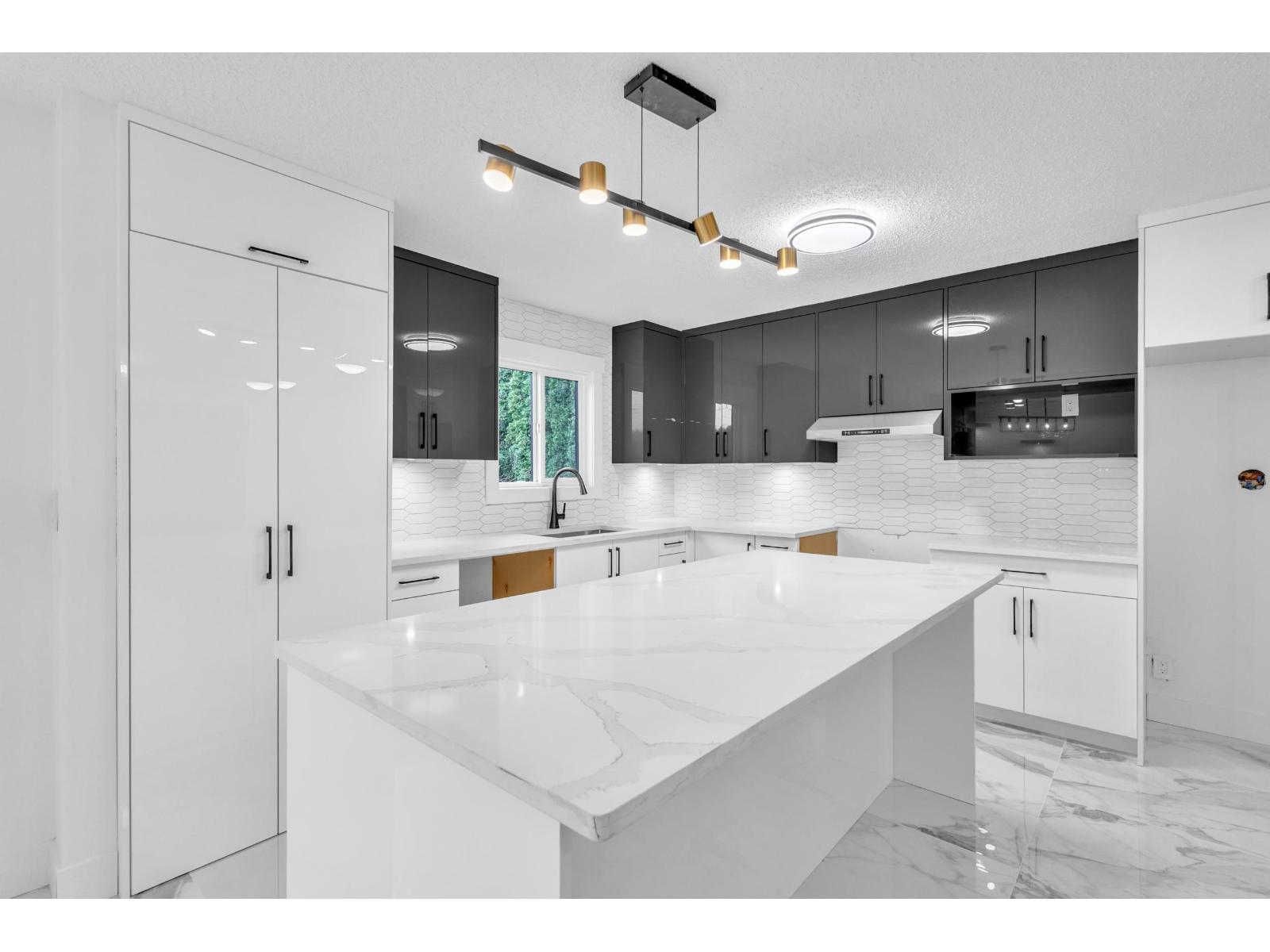 45122 Balmoral Avenue, Sardis South, Chilliwack, British Columbia  V2R 3G8 - Photo 11 - R3068310