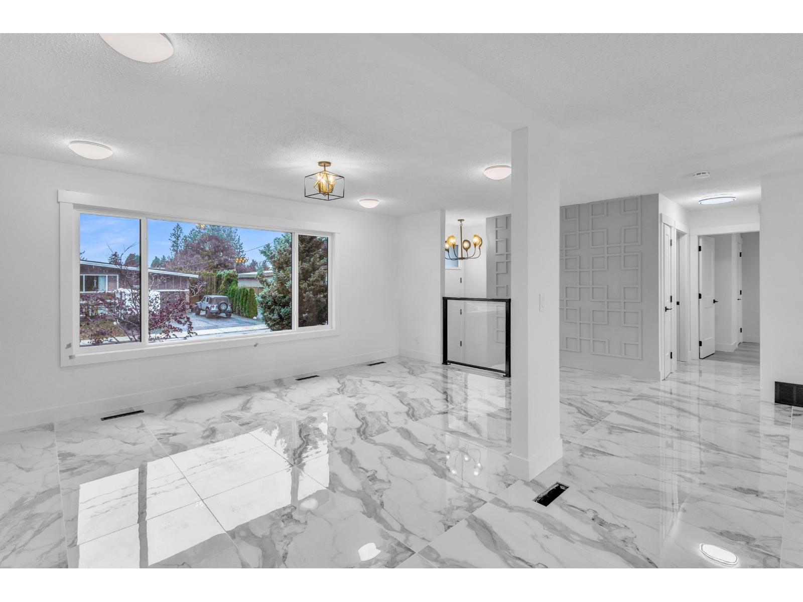 45122 Balmoral Avenue, Sardis South, Chilliwack, British Columbia  V2R 3G8 - Photo 9 - R3068310