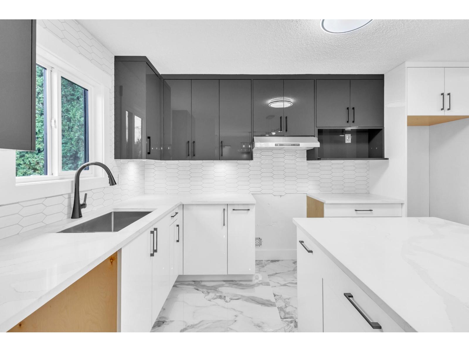 45122 Balmoral Avenue, Sardis South, Chilliwack, British Columbia  V2R 3G8 - Photo 12 - R3068310