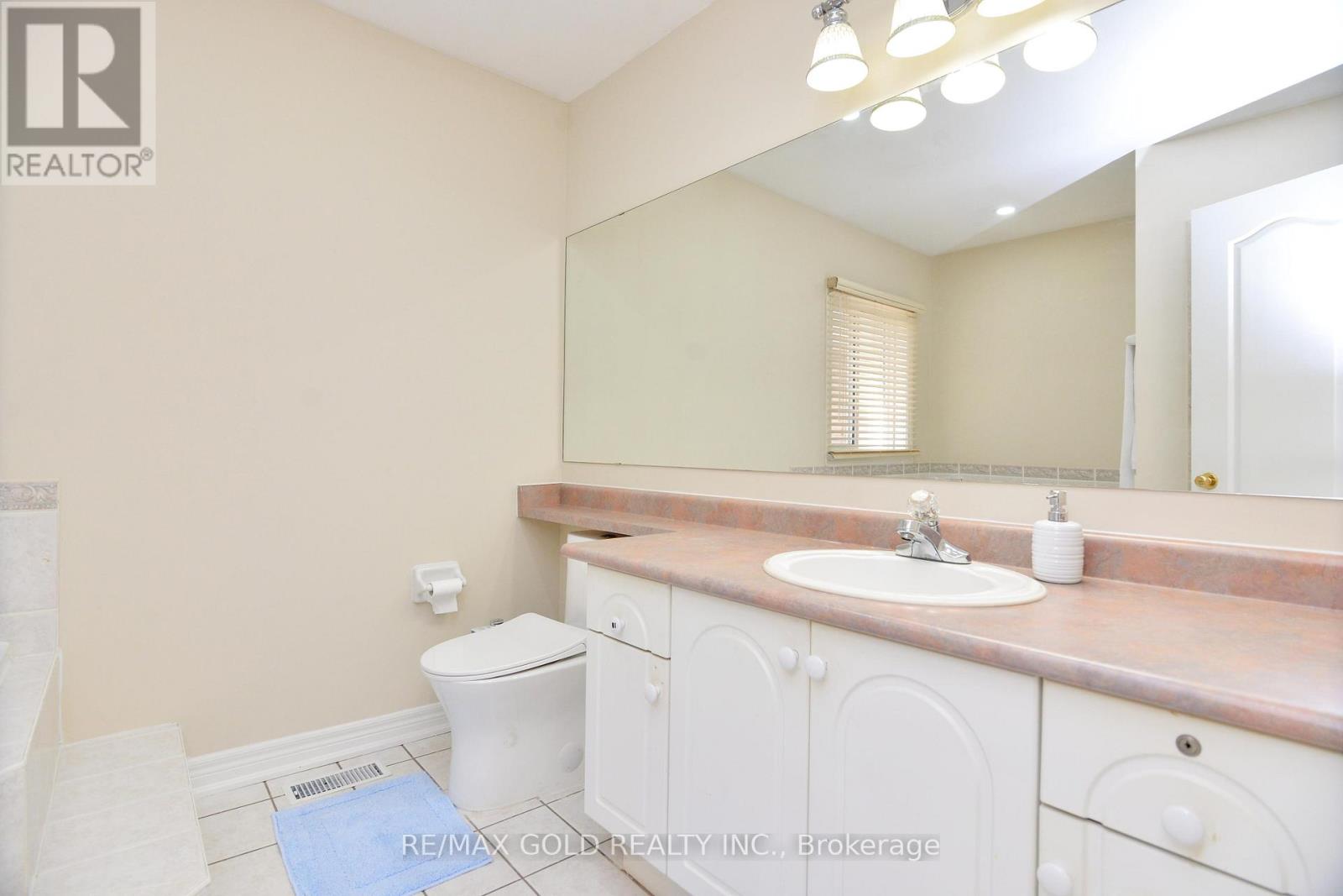 46 Mint Leaf Boulevard, Brampton, Ontario  L6Z 3B7 - Photo 25 - W12556332