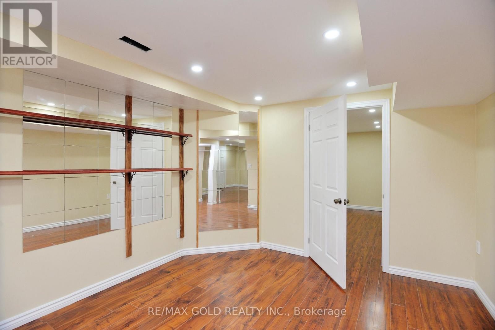 46 Mint Leaf Boulevard, Brampton, Ontario  L6Z 3B7 - Photo 30 - W12556332