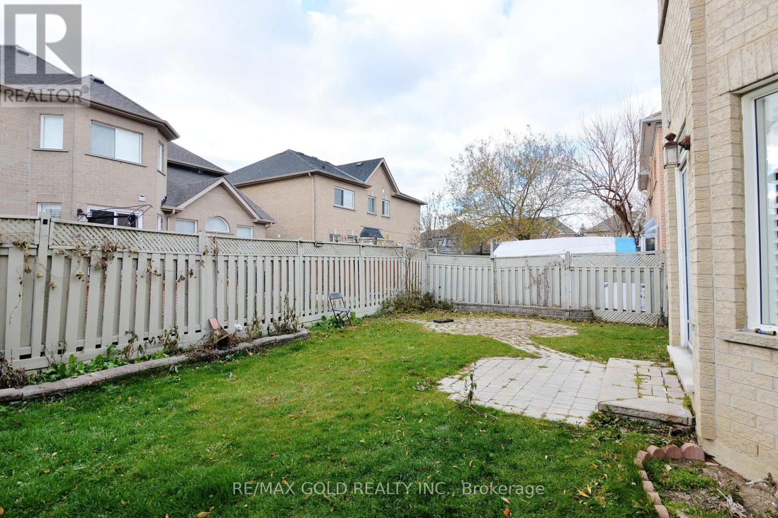 46 Mint Leaf Boulevard, Brampton, Ontario  L6Z 3B7 - Photo 42 - W12556332